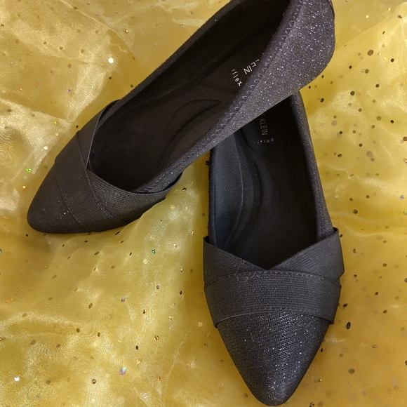 Anne Klein Iflex woman 7.5 good condition black sparkle ballet flats.Slip on. - Picture 2 of 9